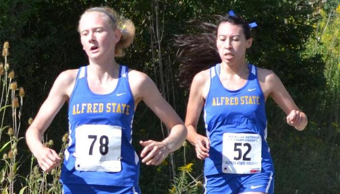 PIoneers Race to 3rd Place at Houghton