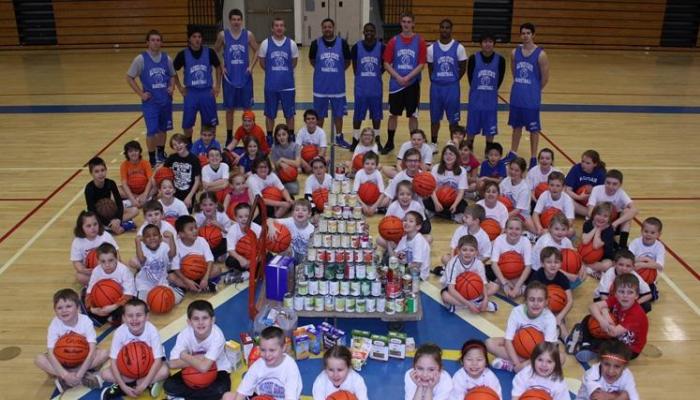 Buddy Basketball Collects Food for Local Food Pantry