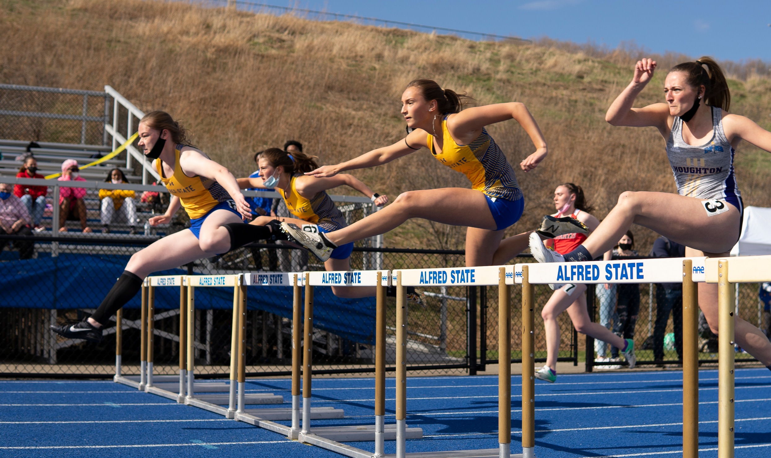 Women’s Track and Field Wrap Up Jim Taylor Invitational