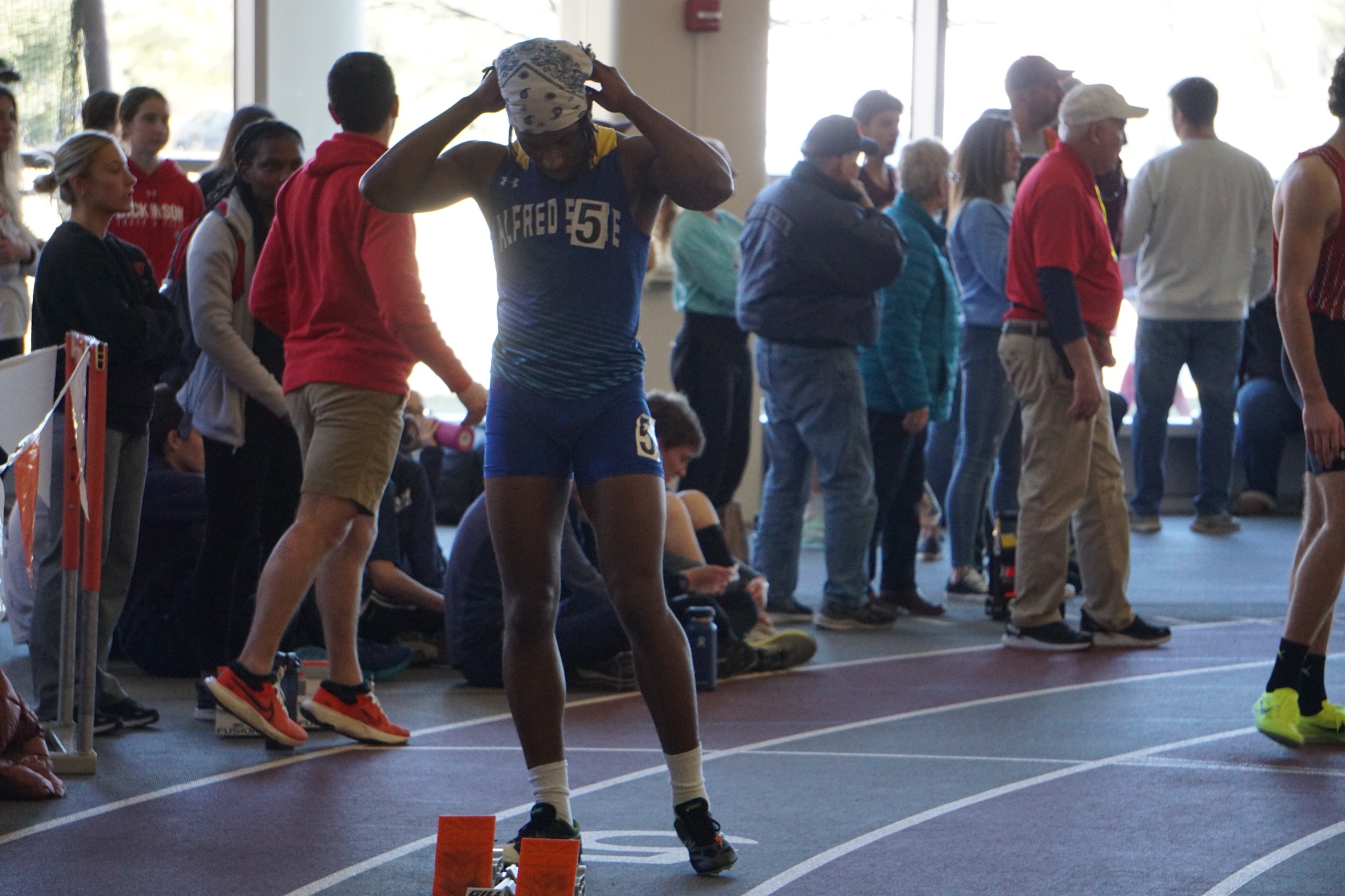 Pioneers Compete at Last Chance Meet at Utica