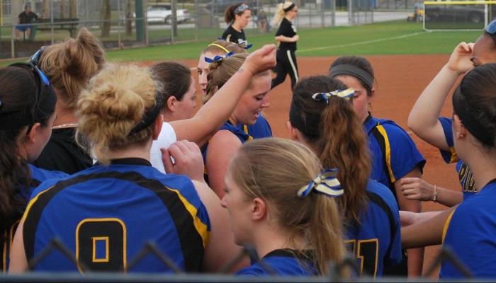 Lady Pioneers Fall in Wild Extra Inning Contest