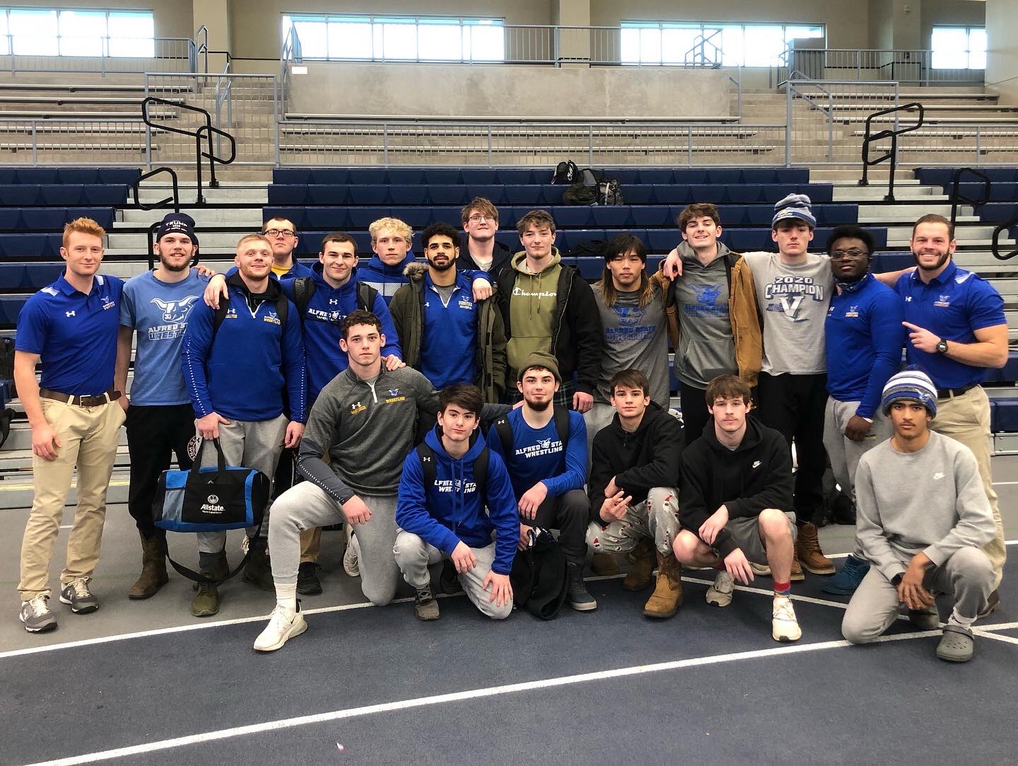 Nine Pioneers All-Conference, Wrestling Places Third at Conference Championship