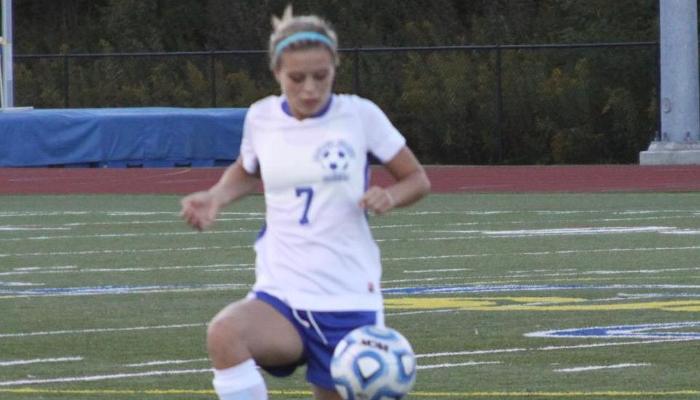 Late Goal Lifts Potsdam Past Lady Pioneers