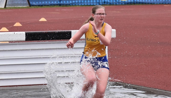 Katherine Frascella competes in the steeplechase