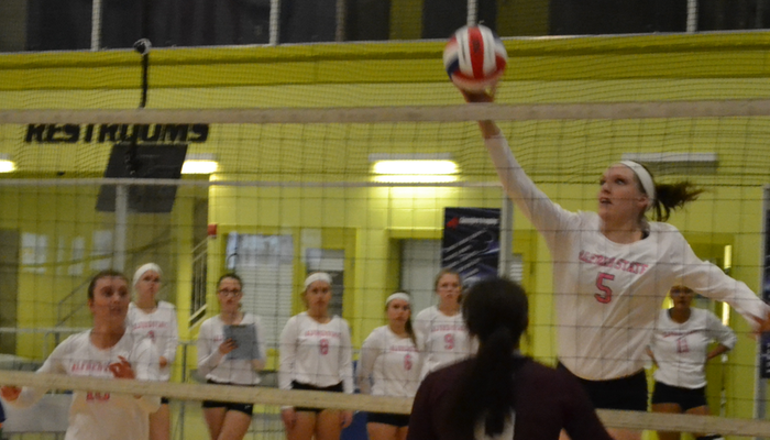 Lady Spikers Split on Day One of USCAA Tournament