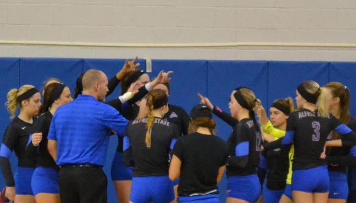 Lady Spikers Remained Tied for 3rd in USCAA Poll