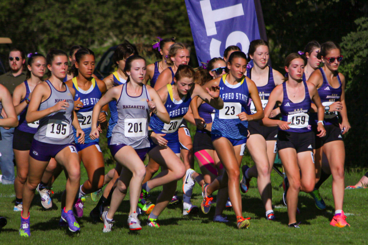 Women's Notches A Top-10 Finish