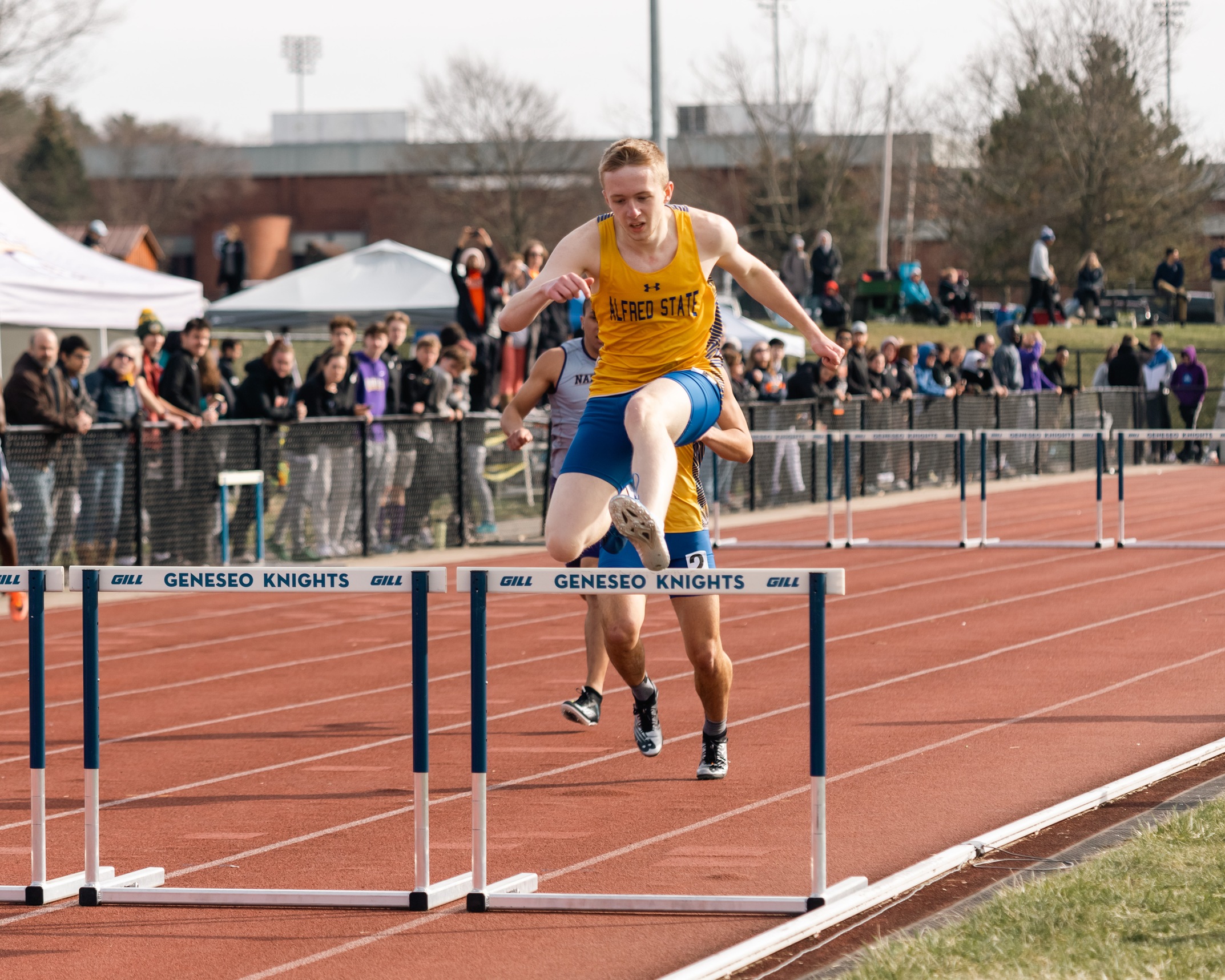 Men’s Track and Field Finish 6th at University of Rochester Invite